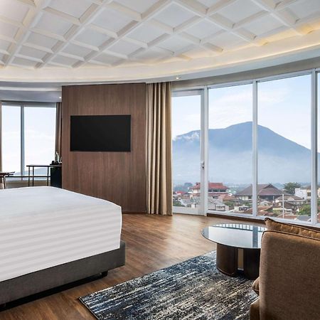 Mercure Garut City Center מראה חיצוני תמונה